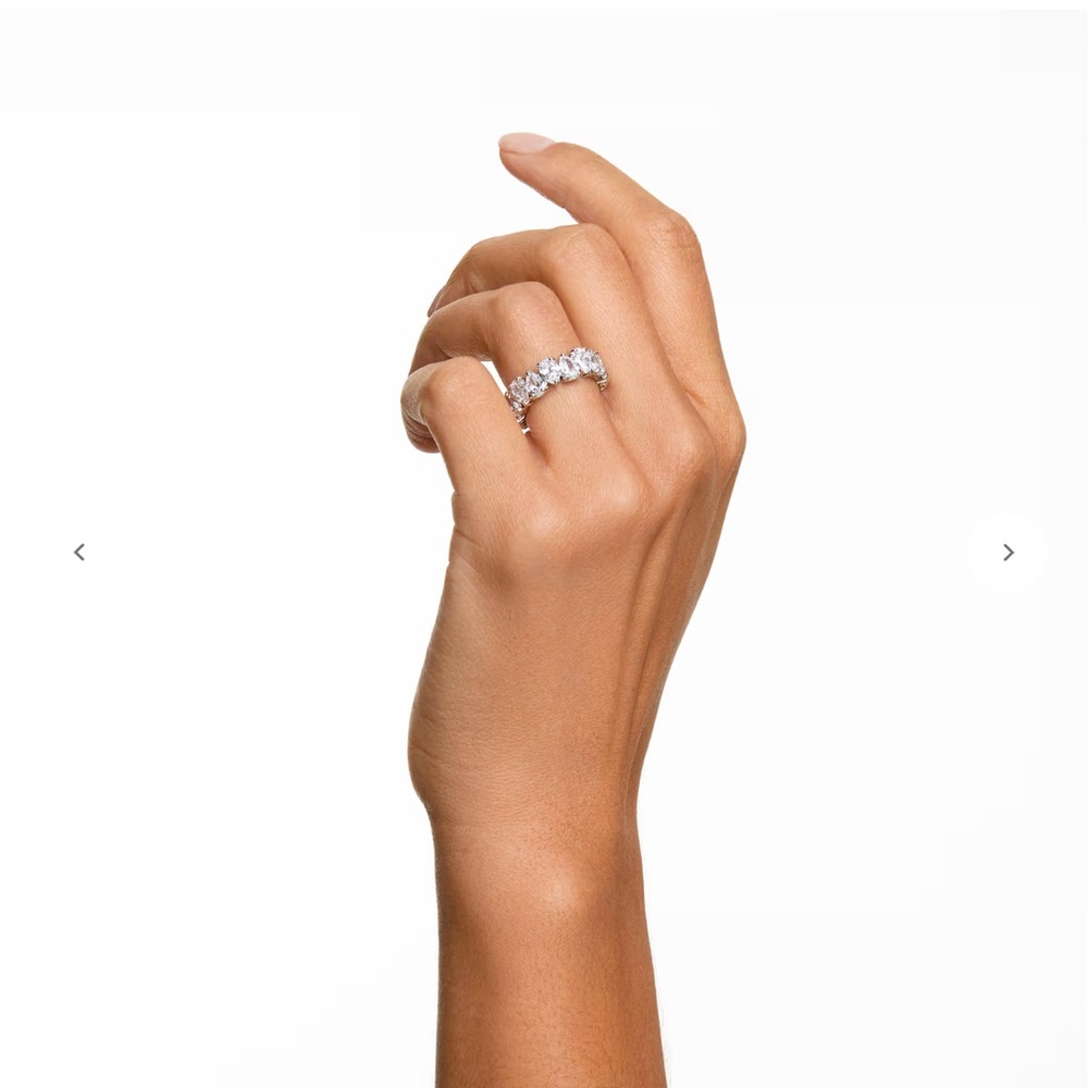 Swarovski Pear Ring
